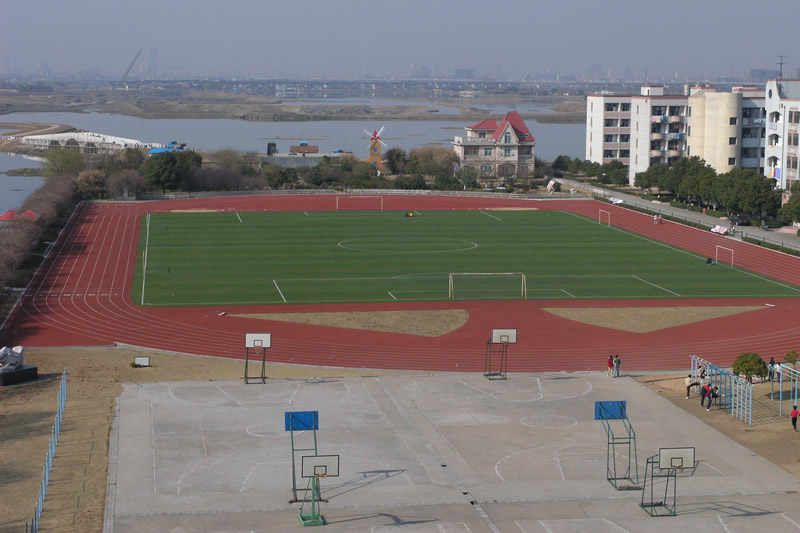 学校运动场鸟瞰