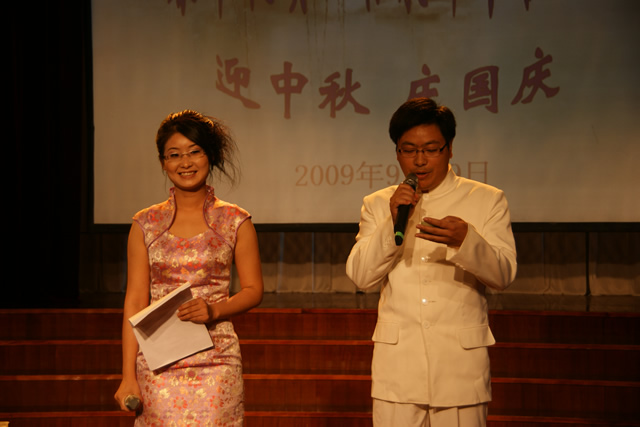 校园卡拉OK歌咏比赛
